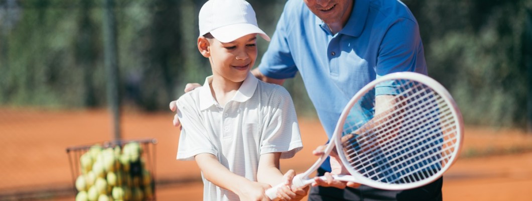 CUM SA ALEGEM ANTRENORUL DE TENIS POTRIVIT PENTRU COPILUL NOSTRU CUM SA ALEGEM ANTRENORUL DE TENIS POTRIVIT PENTRU COPILUL NOSTRU